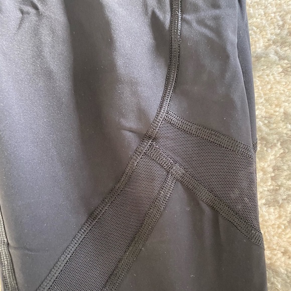 Lululemon leggings - Picture 3 of 4